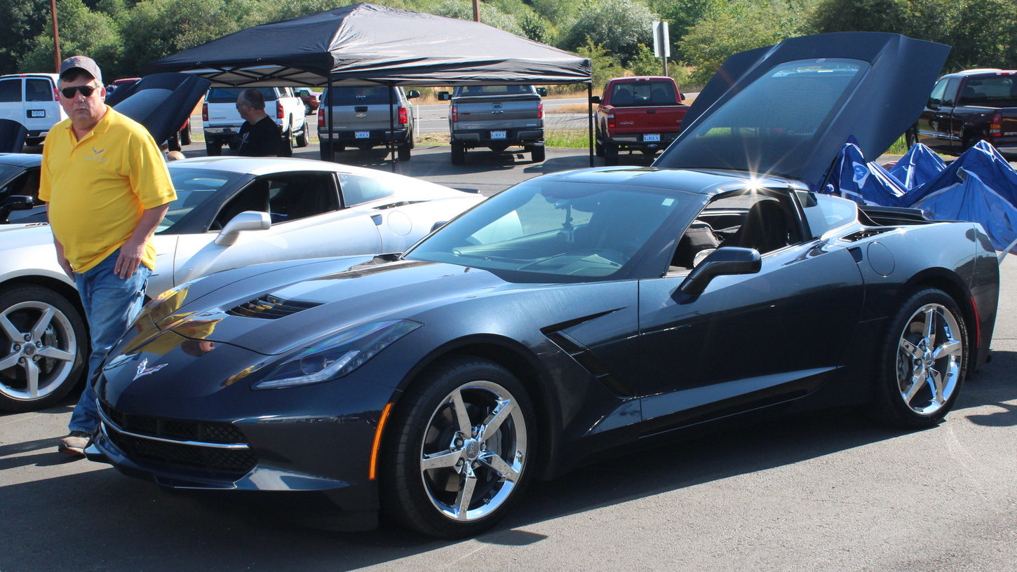 Click to Enlarge-Esc to Close Corvette Generations/C7/C7 2014 black.jpg